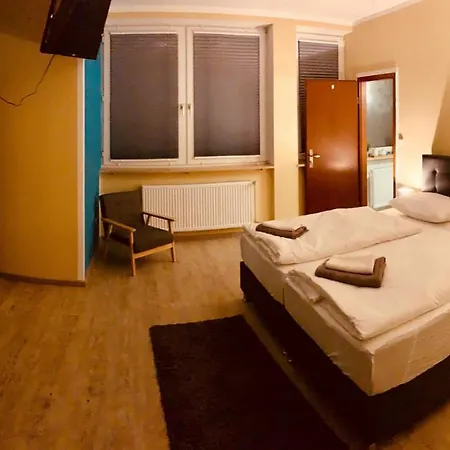 White Pearl 1 * Nuremberg