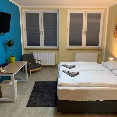 White Pearl 1 Nuremberg