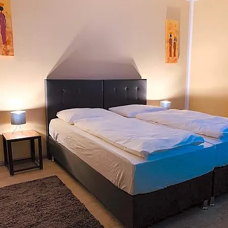 Vandrerhjem White Pearl 1 *