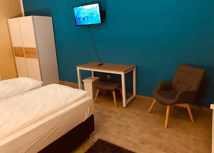 White Pearl 1 Hostel *